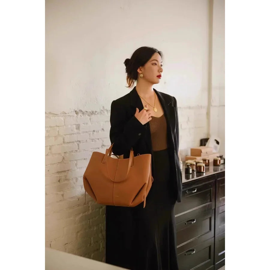 Luxury Wing Tote Bucket Bag – Large Capacity Y2K Pleated Handbag
