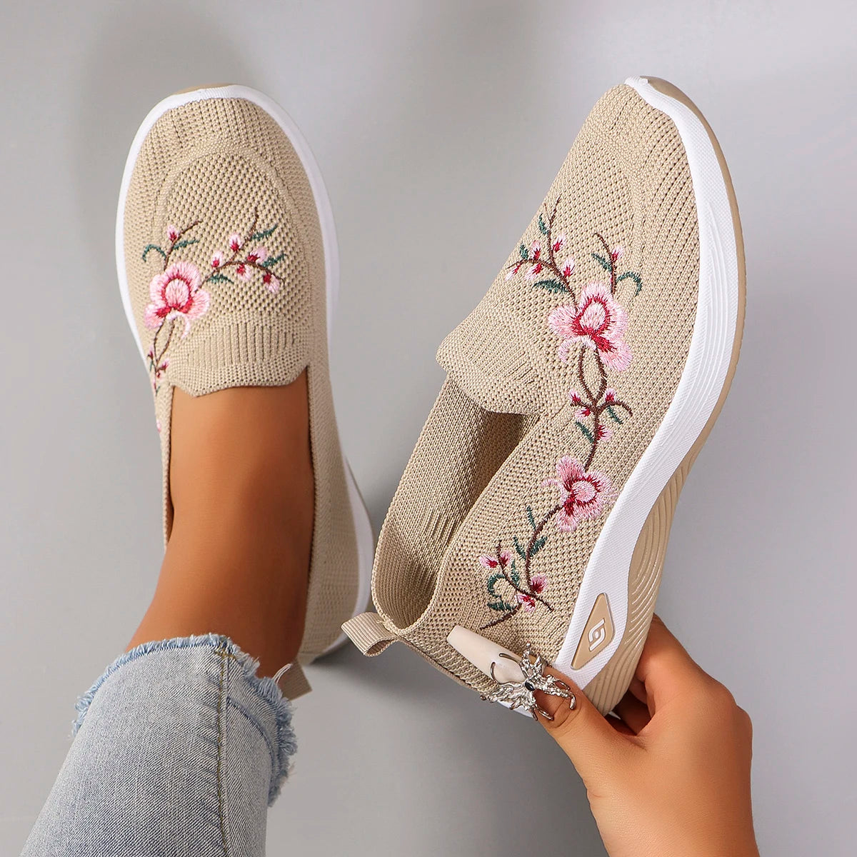 Women's Breathable Mesh Flat Sneakers — Lightweight Slip-On Casual Shoes