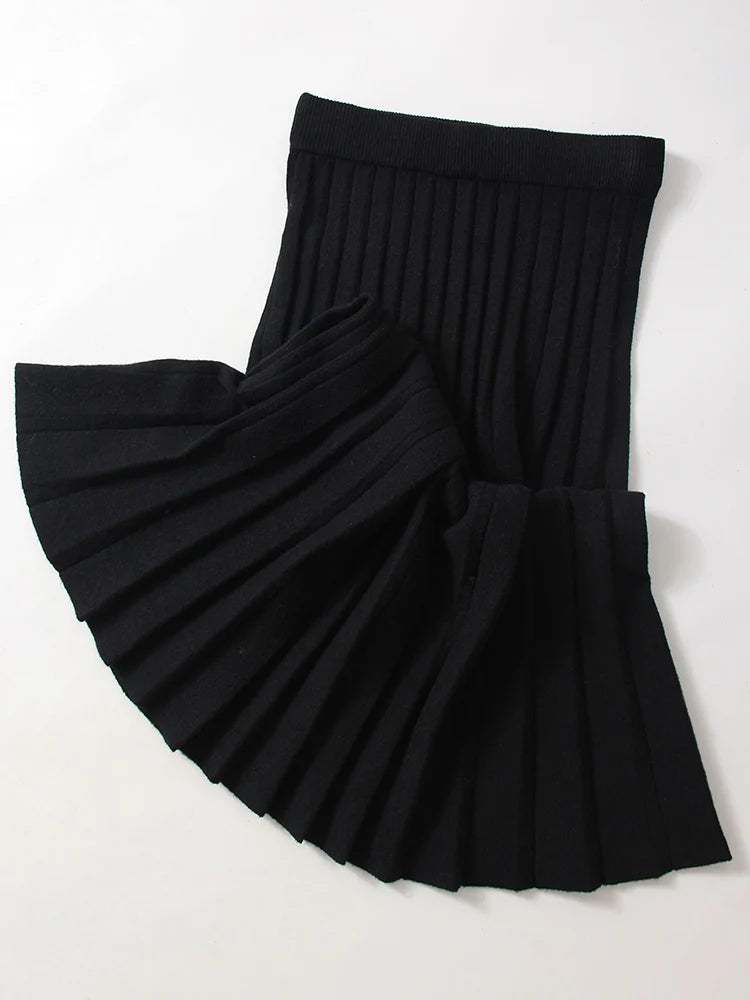 Elegant Knit Pleated Mini Skirt for Women