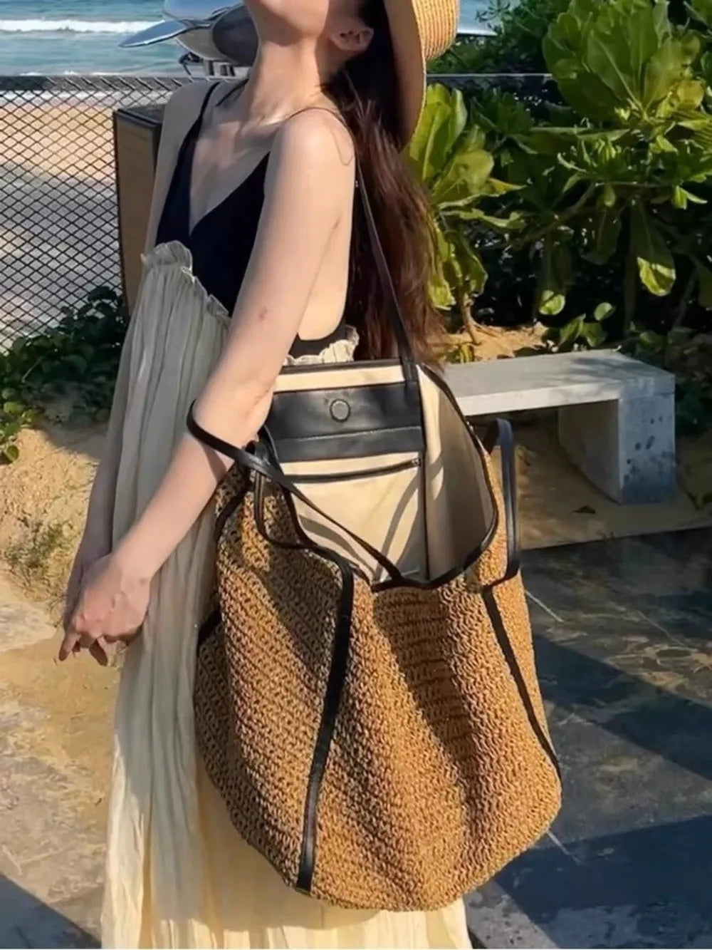Fashion Vintage Straw Baskets Bag Straw Handmade Woven Beach Bag Korean Style Large Capacity Tote Bag Women Accessory