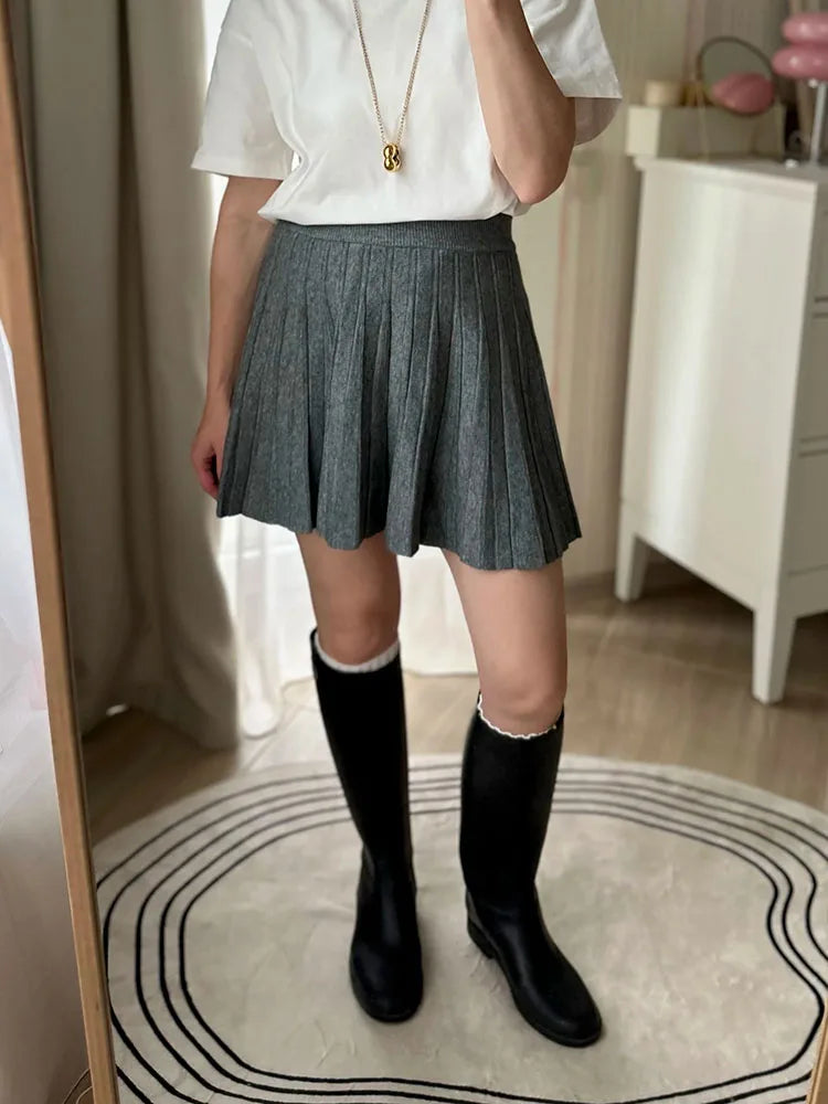Elegant Knit Pleated Mini Skirt for Women
