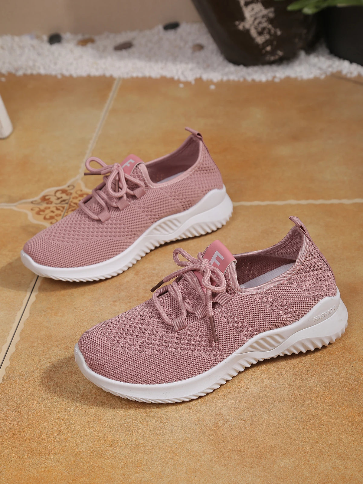Women's Flying Woven Breathable Mesh Sneakers Soft Sole Lightweight Casual Sports Running Shoes for Daily Wear