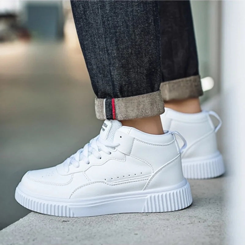 Men’s Lightweight Athletic Sneakers