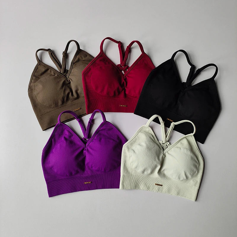 Seamless V-Neck Yoga Set – High-Waist Hip Lifting Fitness Leggings & Bra