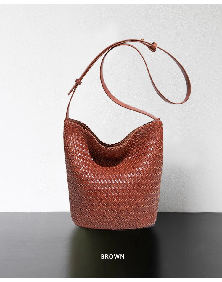 Luxury Women's Shopping Bag New High-End Hand-Woven Leather Bucket Bag Large-Capacity Shoulder Messenger Bag Commuter Tote Bag