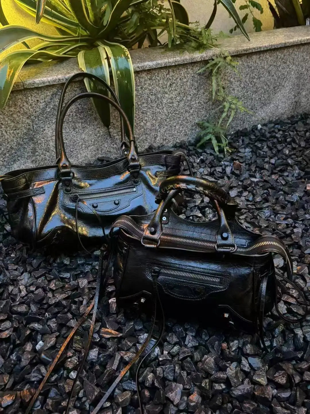 2025 Punk Style Rivet Shoulder Bag Ladies Crossbody Bag Top Layer Cowhide Leather Motorcycle Bag Fashion Accessory