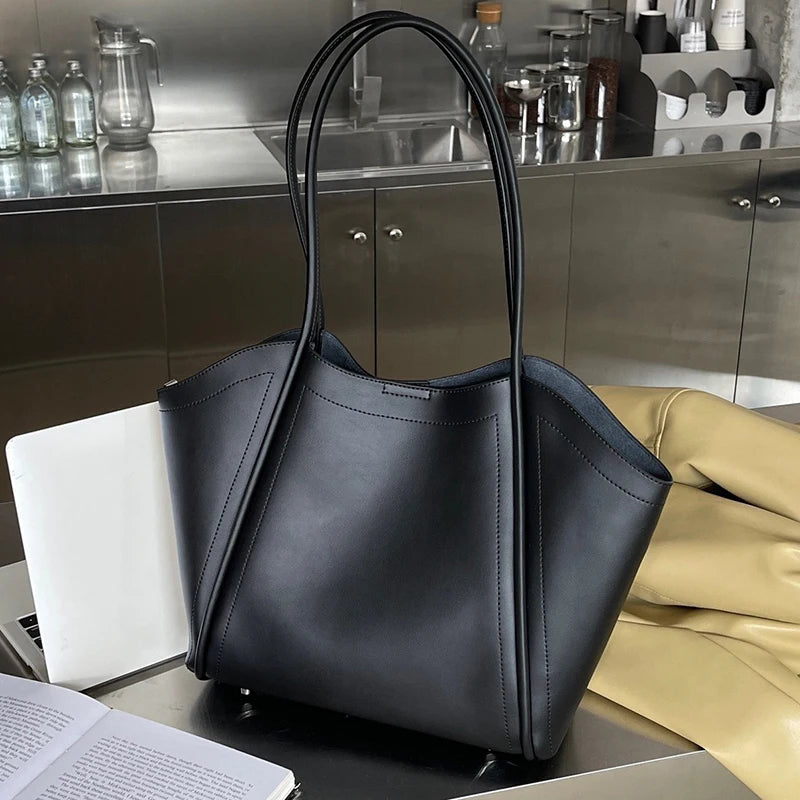 2025 Women's Large Capacity Handbag Wing Design Handheld Tote Daily Use And Commuting Single Shoulder Crossbody Bag for Ladies