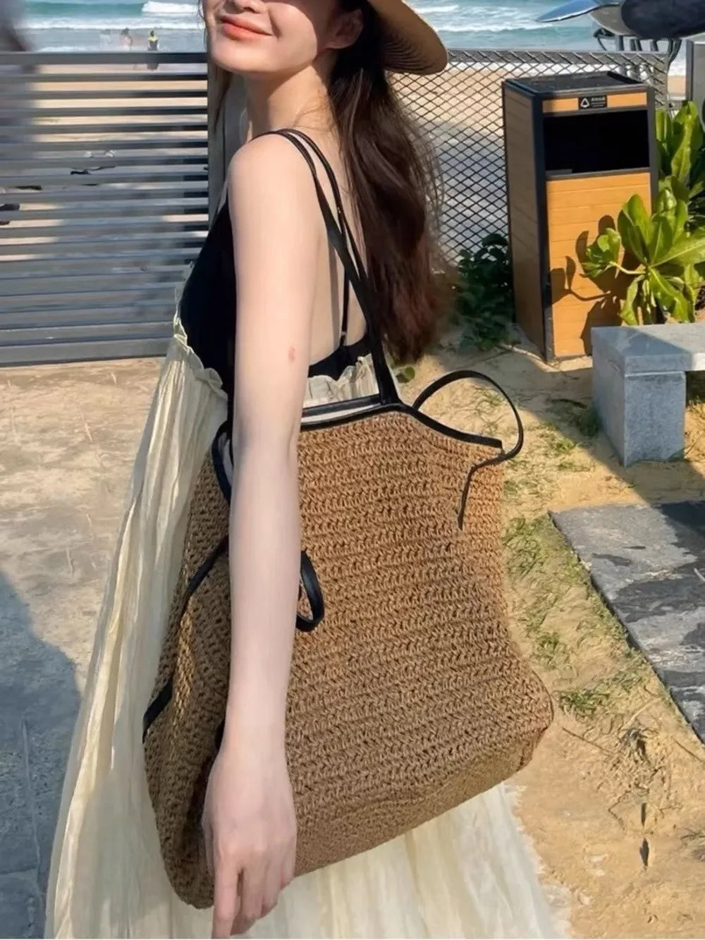 Fashion Vintage Straw Baskets Bag Straw Handmade Woven Beach Bag Korean Style Large Capacity Tote Bag Women Accessory