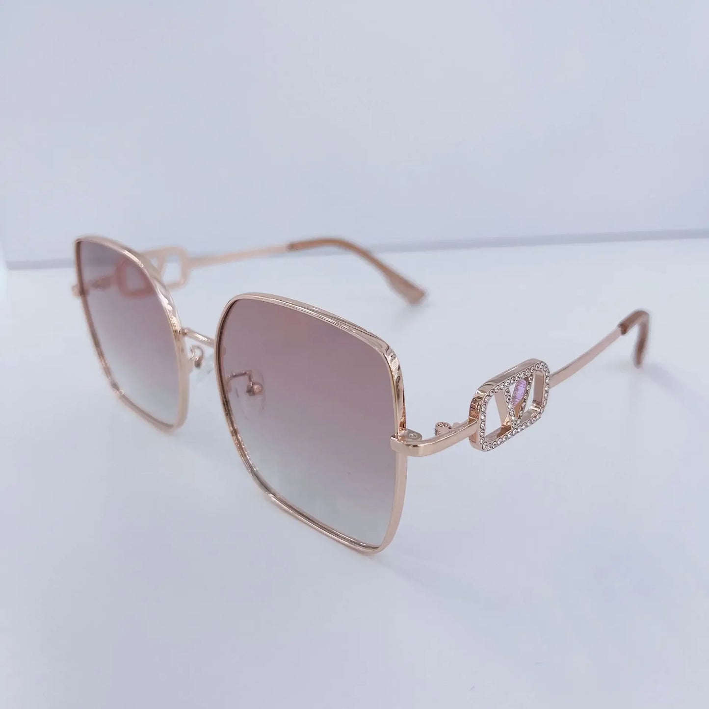 2025 New Fashion Metal Square Polarized Sun Glasses Women Luxury Diamond UV400 Sunglasses Ladies Oversized Eyewears Gafas De Sol