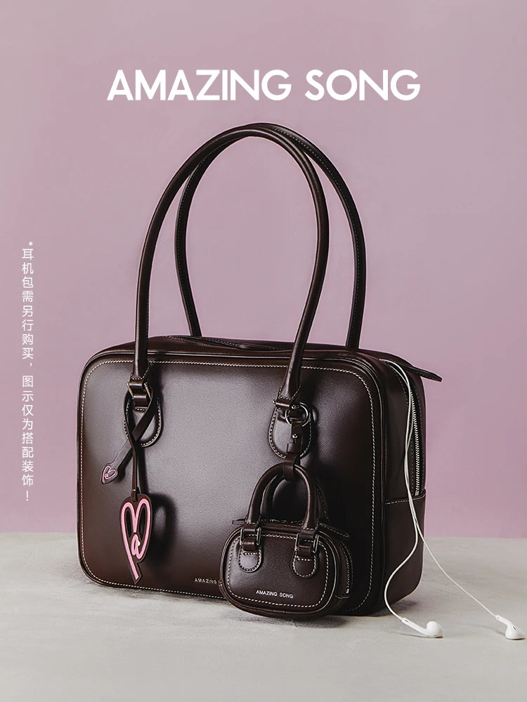 Amazing Song Toast Bag Large Leather Crossbody