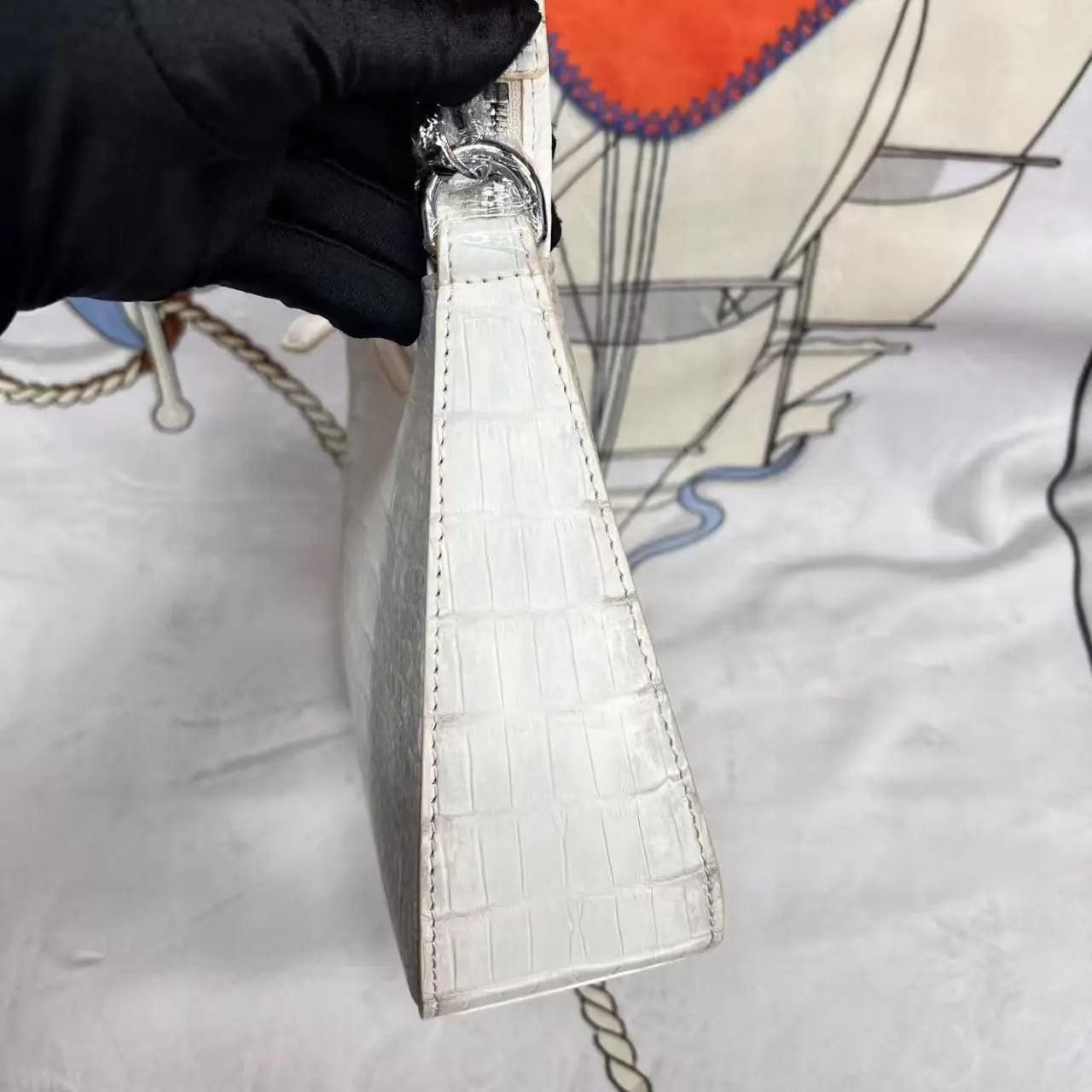 Himalaya White Genuine Crocodile Leather Crossbody Bag