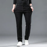 Men’s Fleece-Lined Straight-Leg Stretch Jeans