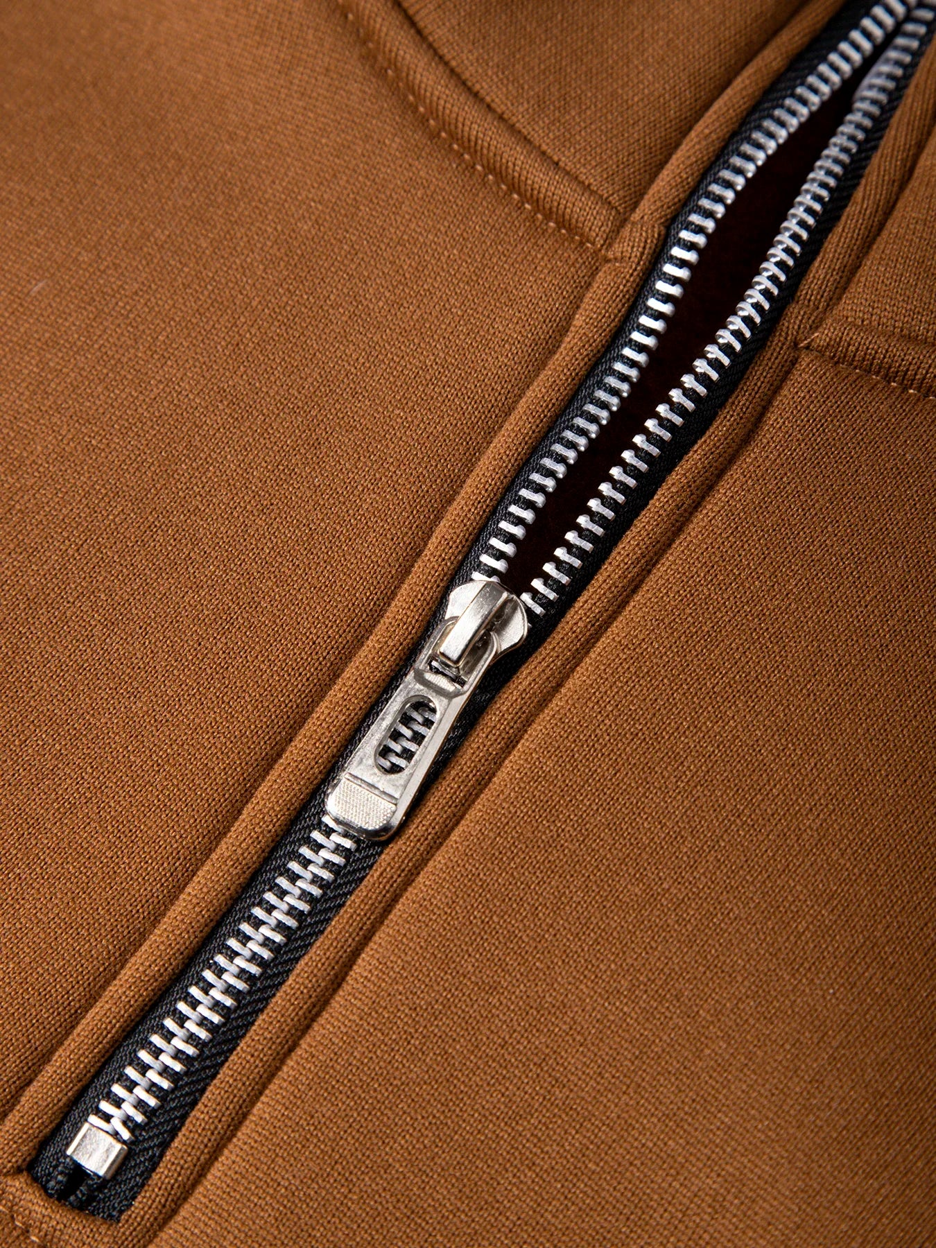 Men’s Quarter-Zip Turtleneck Pullover