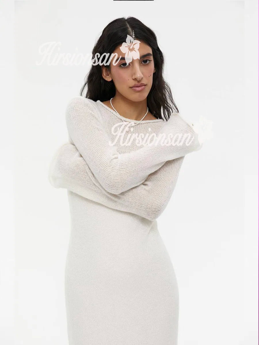 Elegant O-Neck Knit Maxi Dress