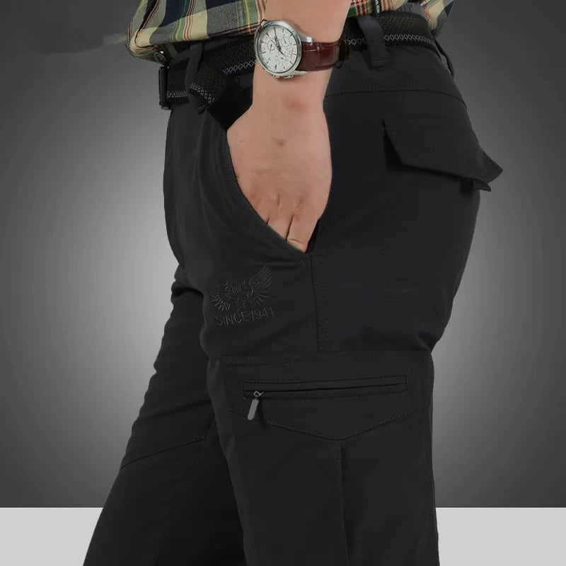 Men's Winter Fleece Straight-Leg Cargo Pants