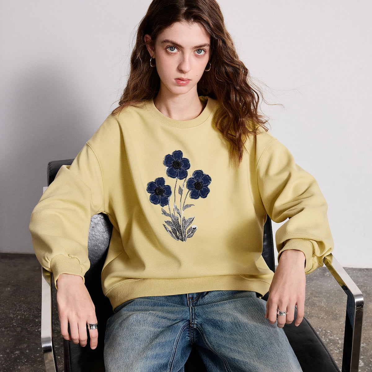 TOYOUTH Women's Relaxed Cotton-Blend Sweatshirt