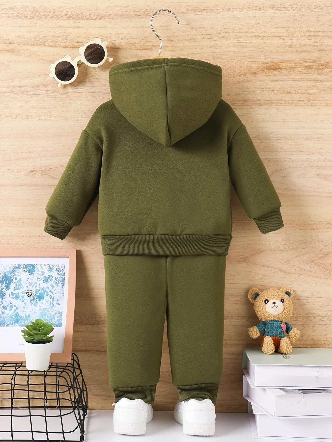 Baby Boy 2-Piece Fleece Hooded Sweatshirt and Pants Set