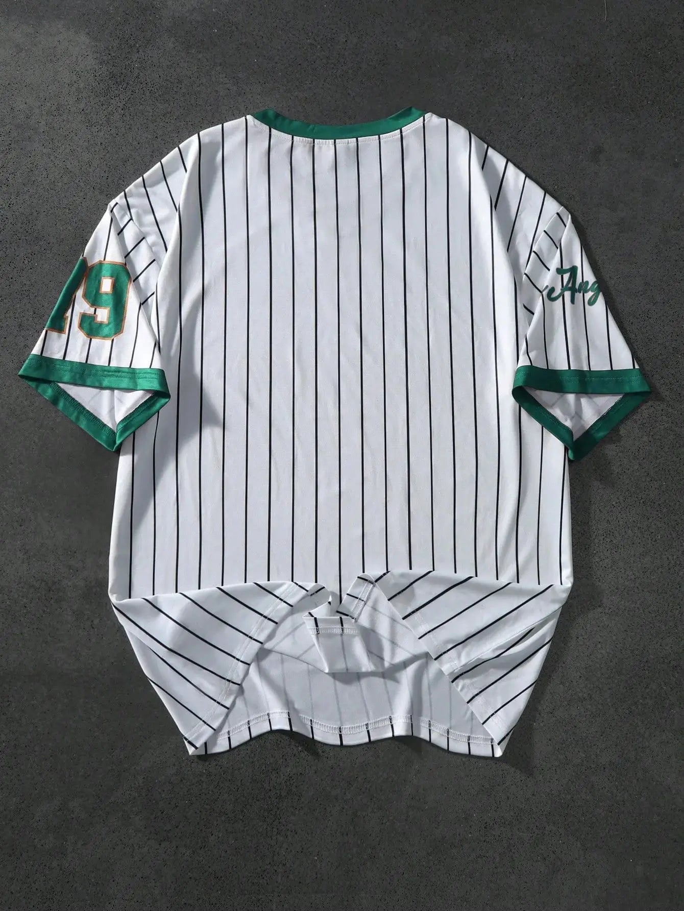 Retro Baseball Men's V-Neck Graphic Tee