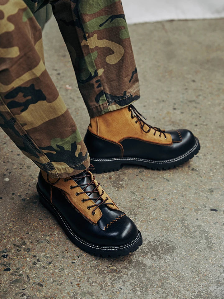 KOWM Hiking shoes men's cowhid boots British leather trekking shoes thick soled ankle sneakers cowhide high top motorcycle boots
