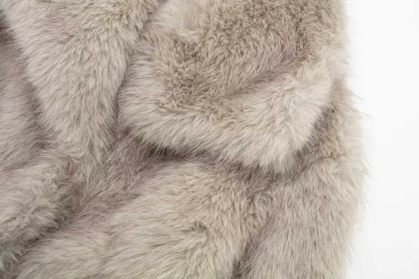 Chic Faux Fur Cropped Jacket