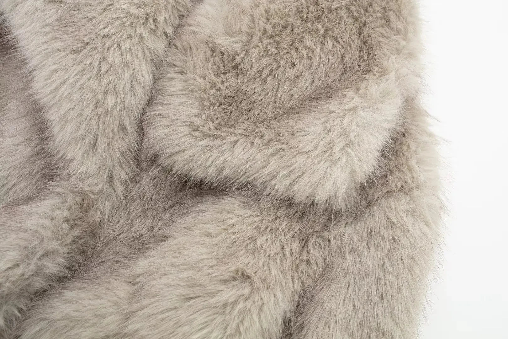 Chic Faux Fur Cropped Jacket
