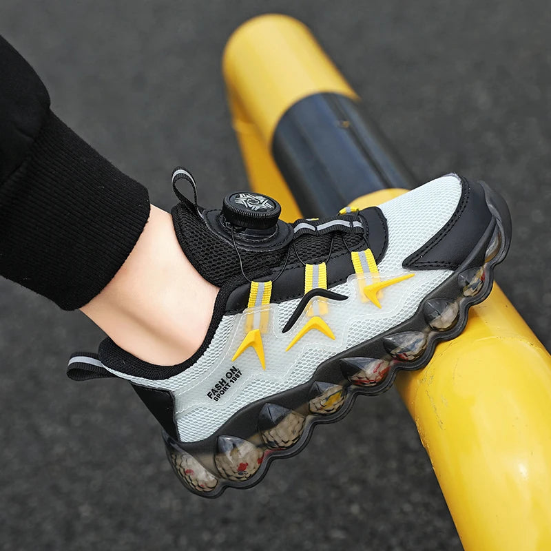Kids' Lightweight Mesh Running Sneakers