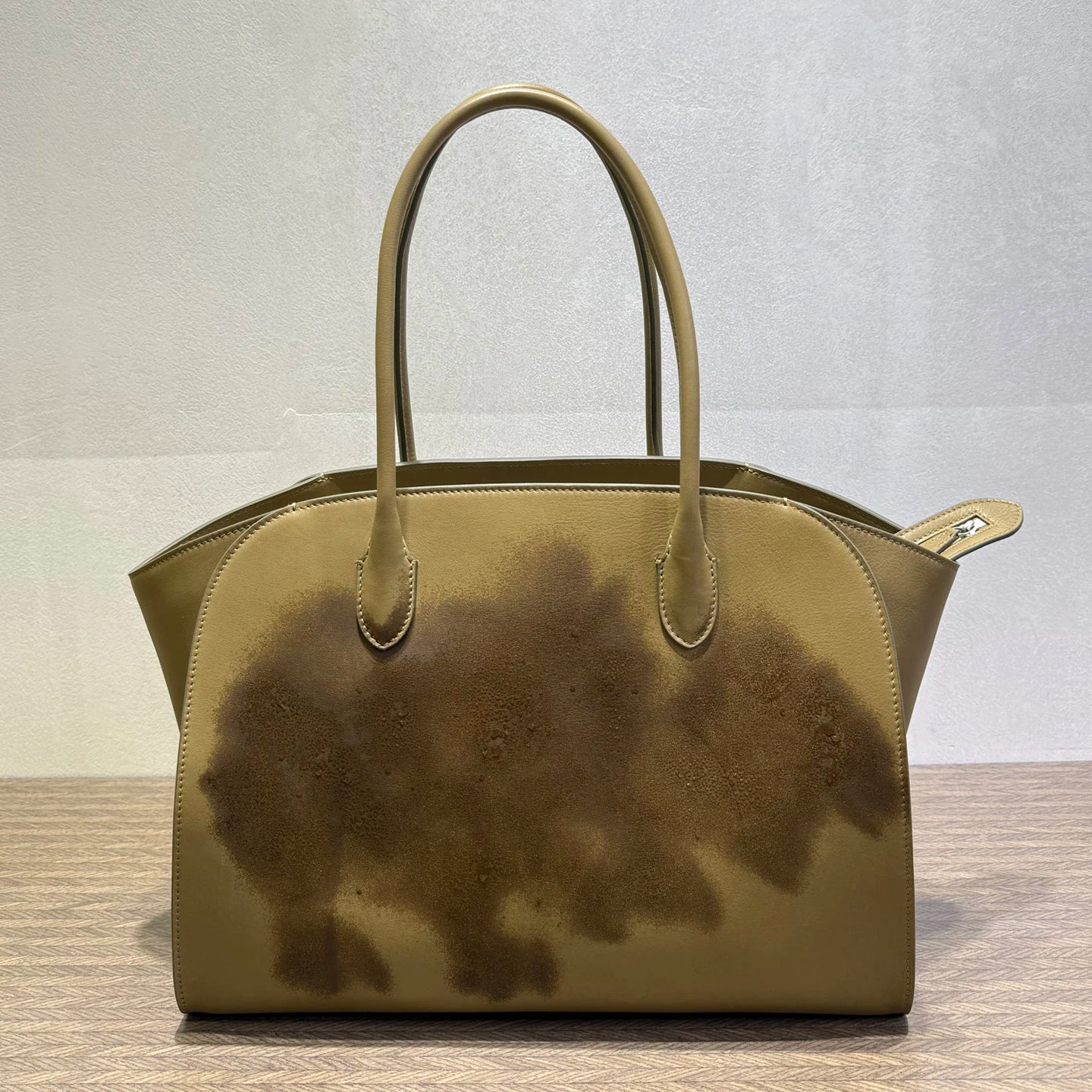 36cm Top-Grain Cowhide Tote — Effortless Everyday Elegance