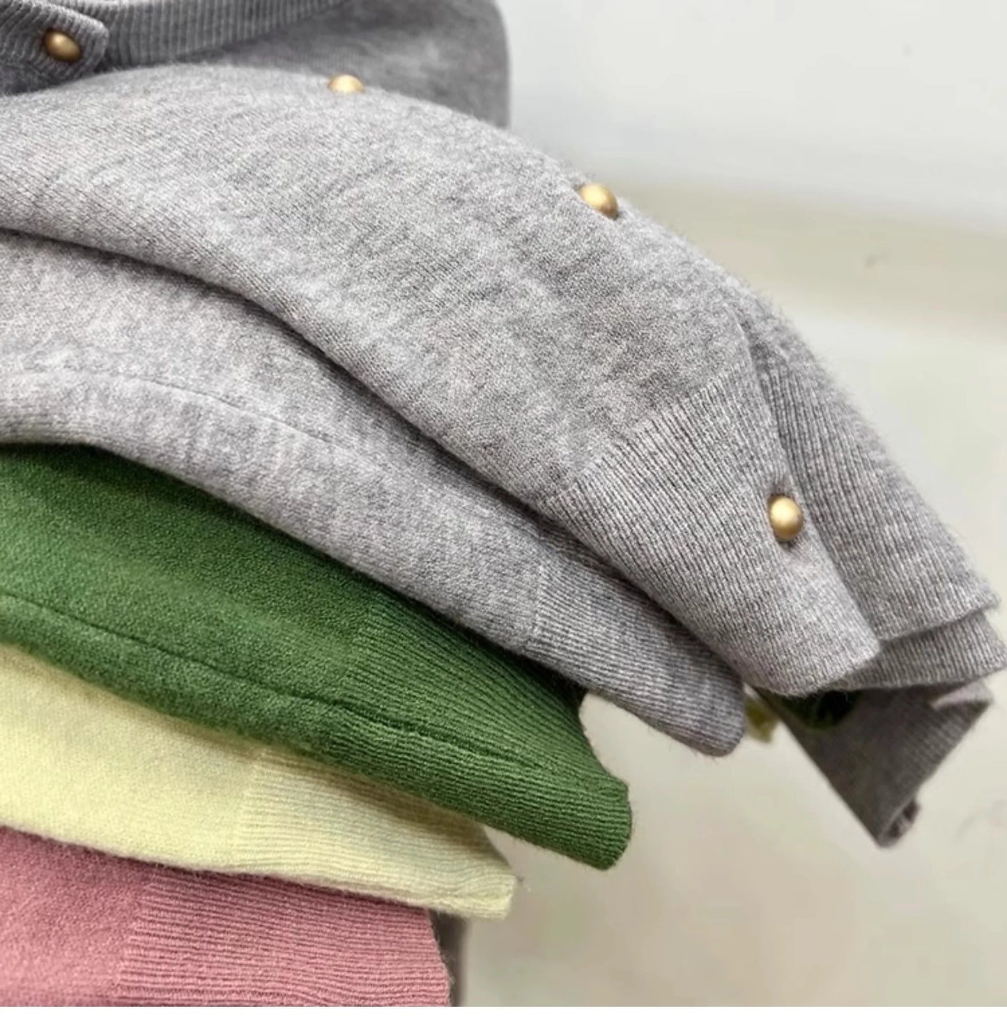 Classic O-Neck Knit Cardigan