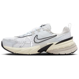 Nike Women's Winter Lightweight Shock-Absorbing Running Shoes FD0736