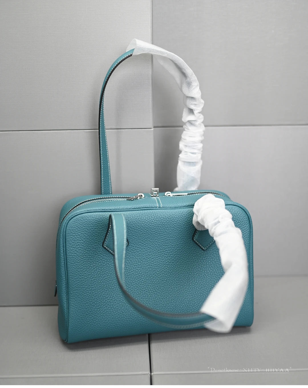 Genuine Leather Handbag Top Layer Leather Advanced Feeling 2025 New Model Fashion High-Capacity Woman
