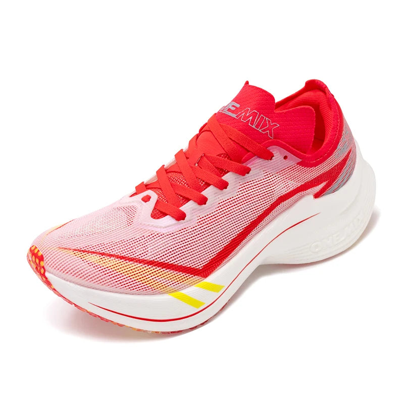Carbon-Plate Elite Marathon Runner