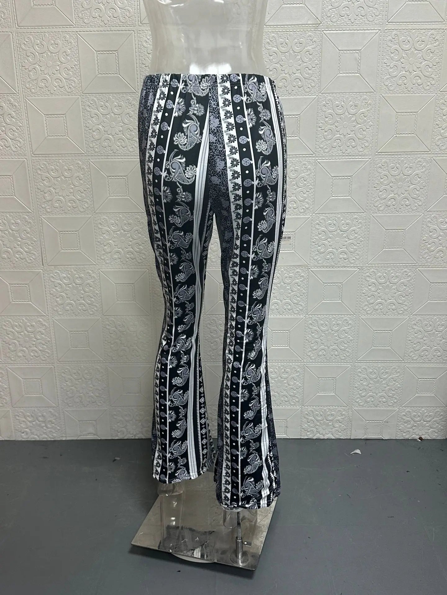Printed Micro-Flare Slim Fit Leggings