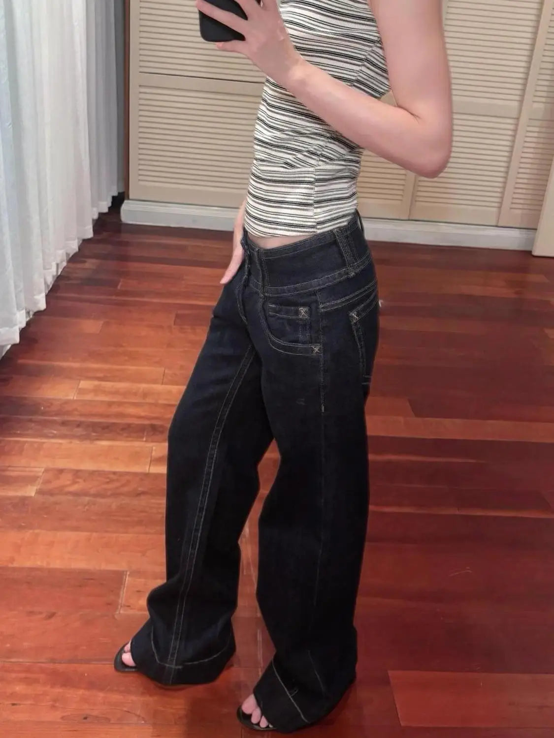 Women's Deep Blue Relaxed Denim Jeans
