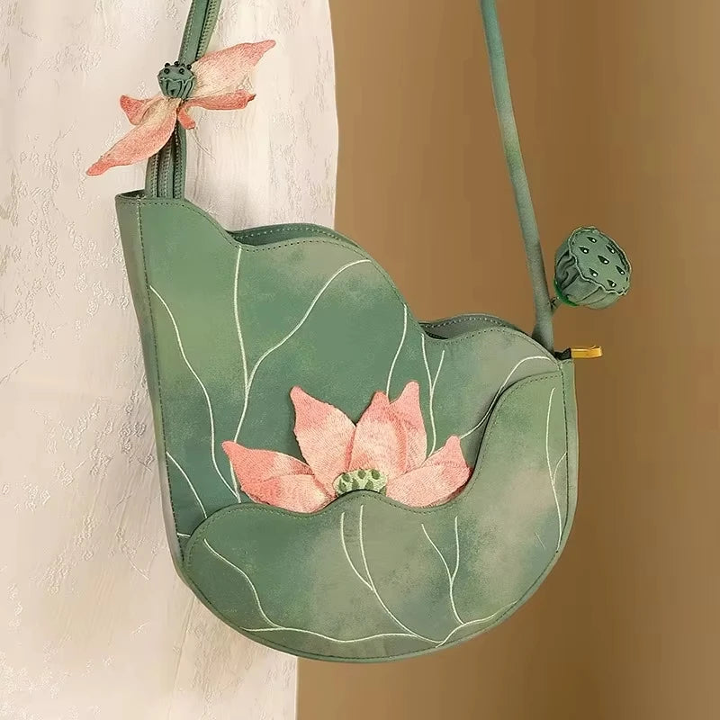 Chinese Style Shoulder Bag Women Exquisite Floral Embroidery Original Designer Handbag 2025 New In Elegant Fashion Female Bags