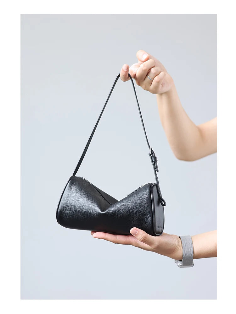 Full Grain Leather Soft Balck Small Size Crossbody Bags For Women Luxury Adjustable Shoulder Strap Underarm Bag Portable Handbag