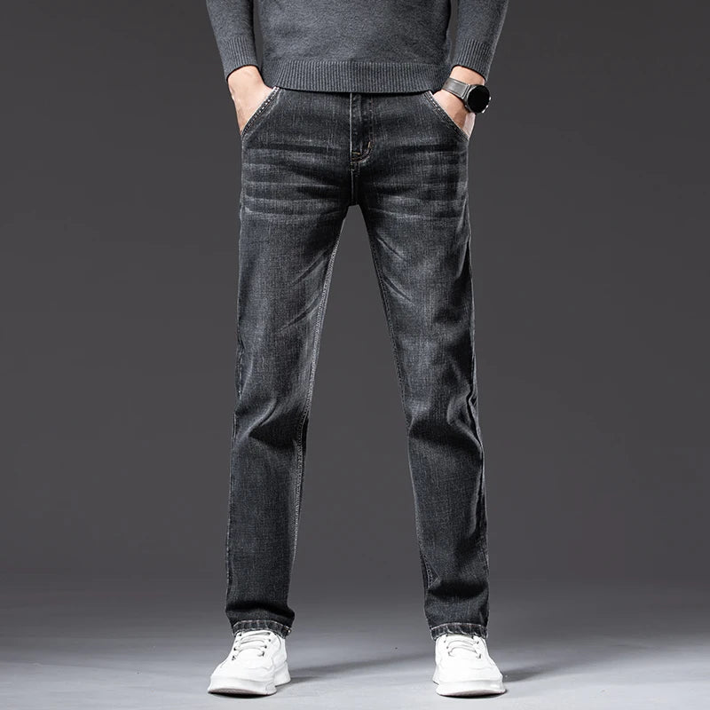 Men’s Classic Straight-Leg Stretch Jeans