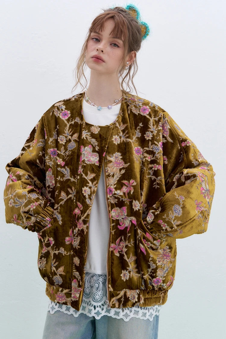 ELFSACK 2025 Gold Velvet Jacket Women's Winter Short Coat, Embroidered Goldfish Chinese Style Vintage Loose Padded Jacket
