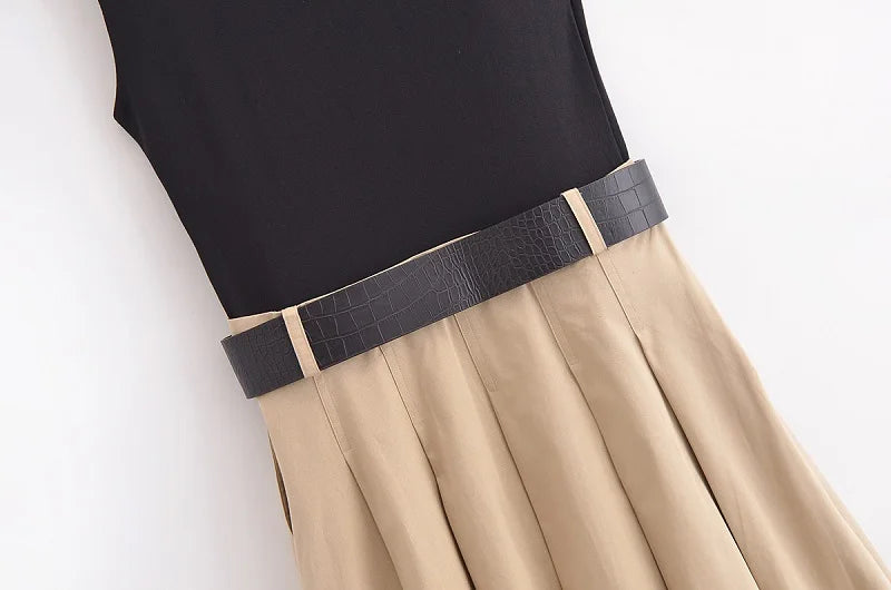Elegant Pleated Sleeveless Midi Dress