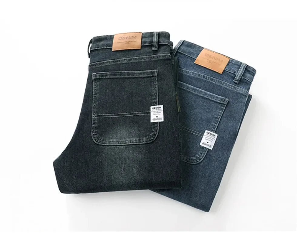 Men’s Relaxed Straight-Leg Stretch Jeans