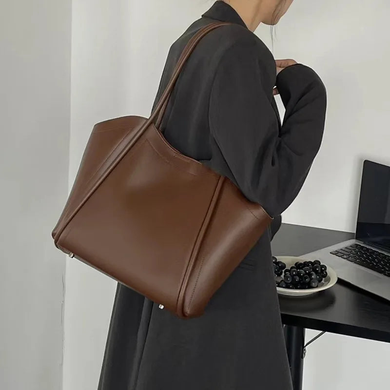 2025 Women's Large Capacity Handbag Wing Design Handheld Tote Daily Use And Commuting Single Shoulder Crossbody Bag for Ladies