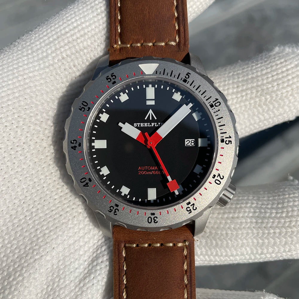 STEELFLIER Official SF752 Luxury Big Mechanical Dive Wristwatch Sapphire Crystal NH35 Movt BGW9 Luminous 20Bar Waterproof Watch