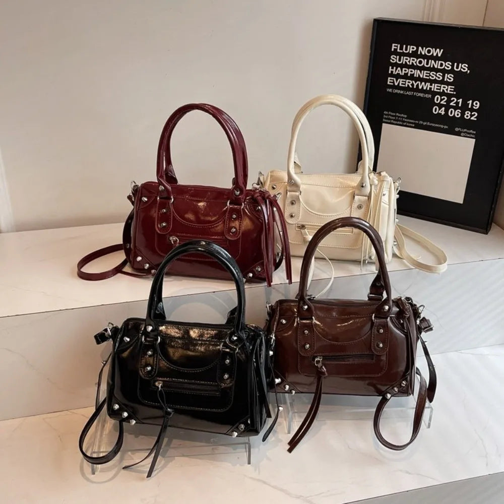 Vintage Rivets Pillow Bag Large Capacity Zipper Single Shoulder Bag Top Handle Patent Leather Crossbody Women's Bag Women