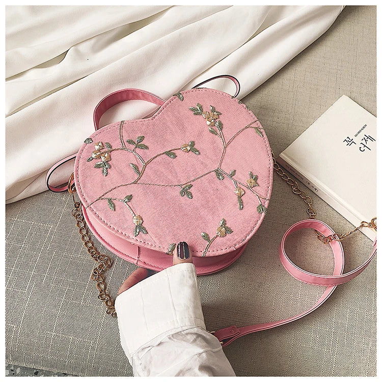 Female Sweet Lace Heart Round Handbags High Quality PU Leather Cross Body Bags for Women Small Fresh Flower Chain Shoulder Bags