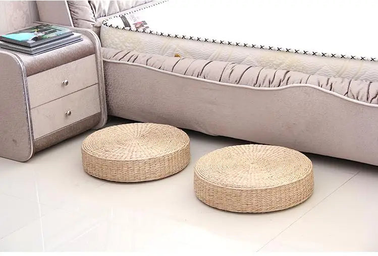 Handwoven Natural Straw Round Tatami Floor Cushion