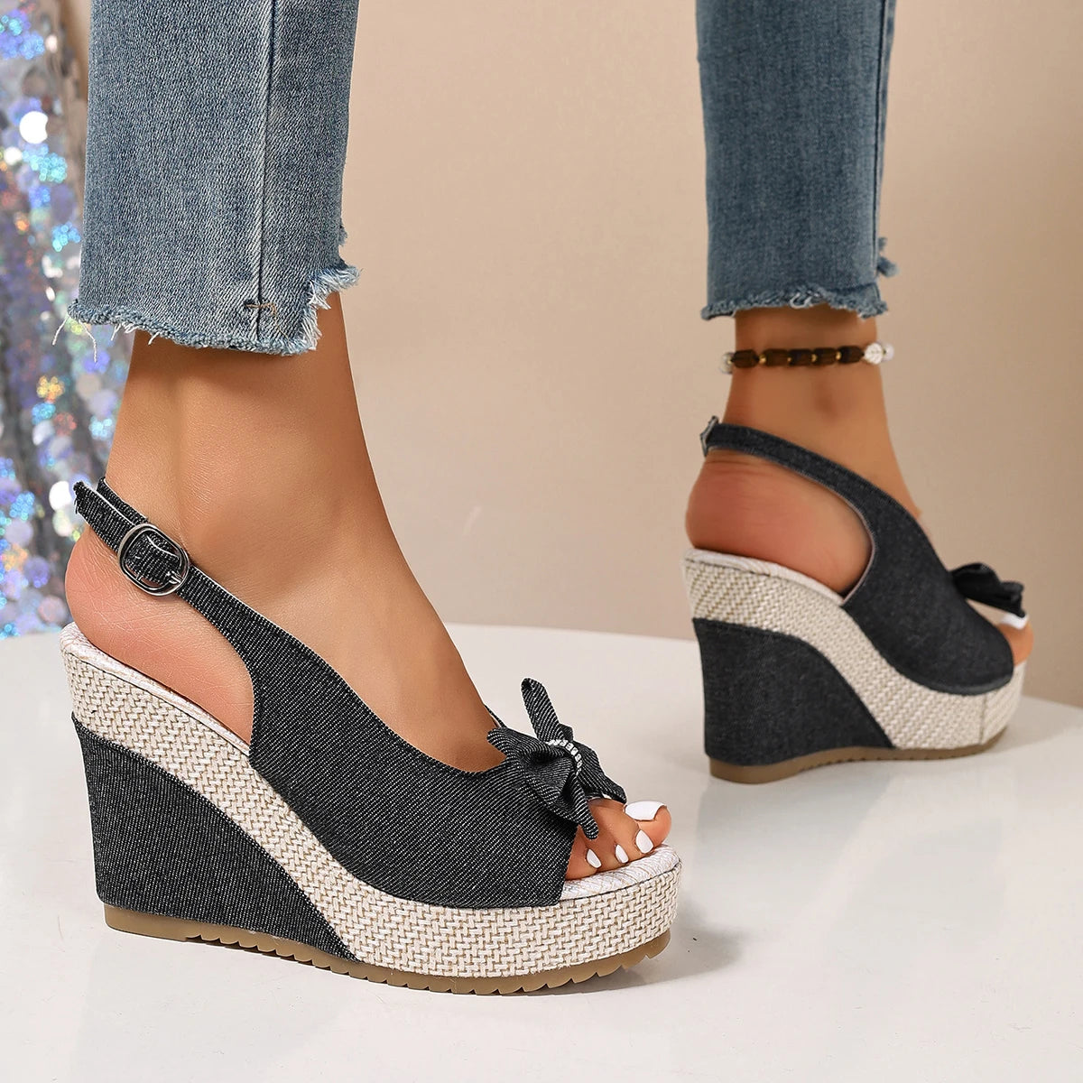 Women's Rivet-Detail Wedge Sandals — Buckle Strap Platform Beach Shoes