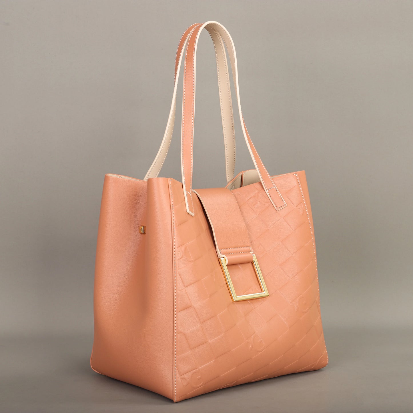 Elegant Leather Bucket Bag