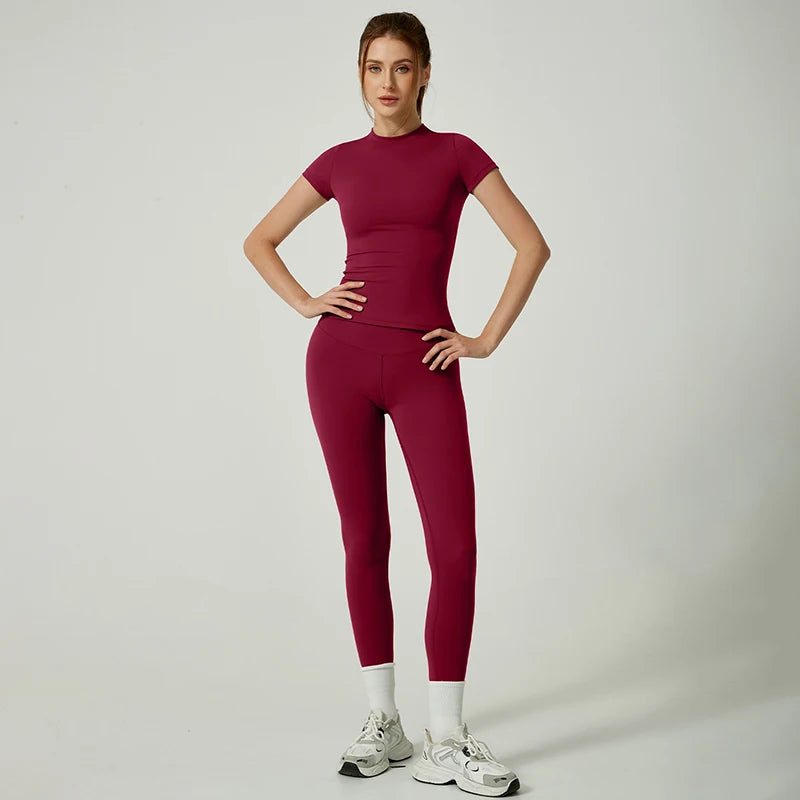 Women’s Quick-Dry Yoga & Fitness Set