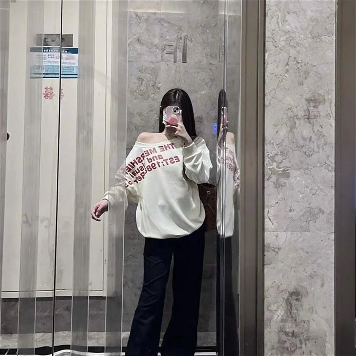 Retro Chic Y2K Oversized Graphic Tee | 2025 Streetwear Collection