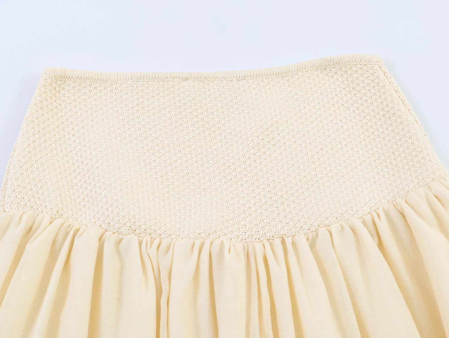 Summer minimalist style V-neck slim fit structured knit short sleeved knitted jacket with suspender short top and half skirt