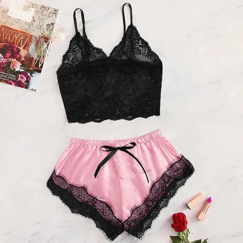 Women’s Plus Size Lace 2-Piece Pajama Set